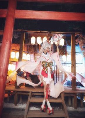 欧美大黑bbb_超清免费电视剧